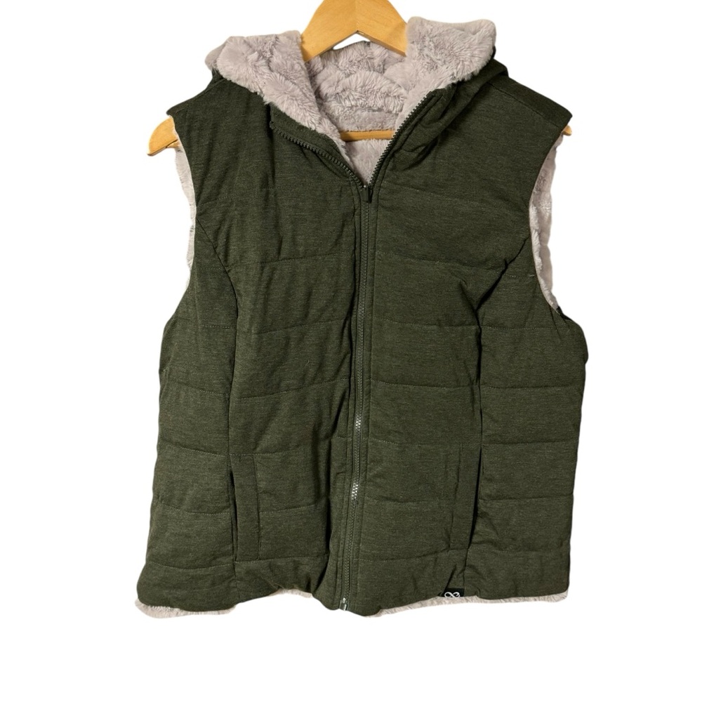 Be Boundless hooded reversible puffer faux fur vest in olive - XL